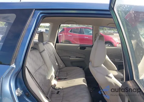 2009 Subaru Forester 2.5X z USA, uszkodzony, nr VIN JF2SH616X9G726767